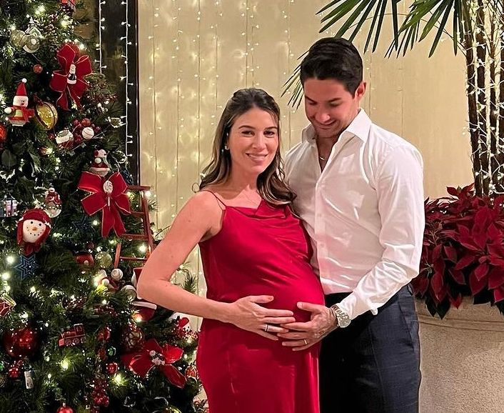 Com Pato Fora De Clube Rebeca Abravanel Est A Um Triz De Voltar Ao Com Pato Fora De Clube Rebeca Abravanel Est A Um Triz De Voltar Ao