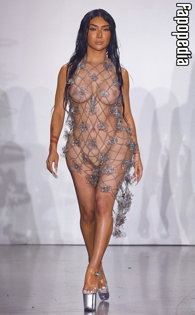 Nikita Dragun Nude Nikita Dragun Nude